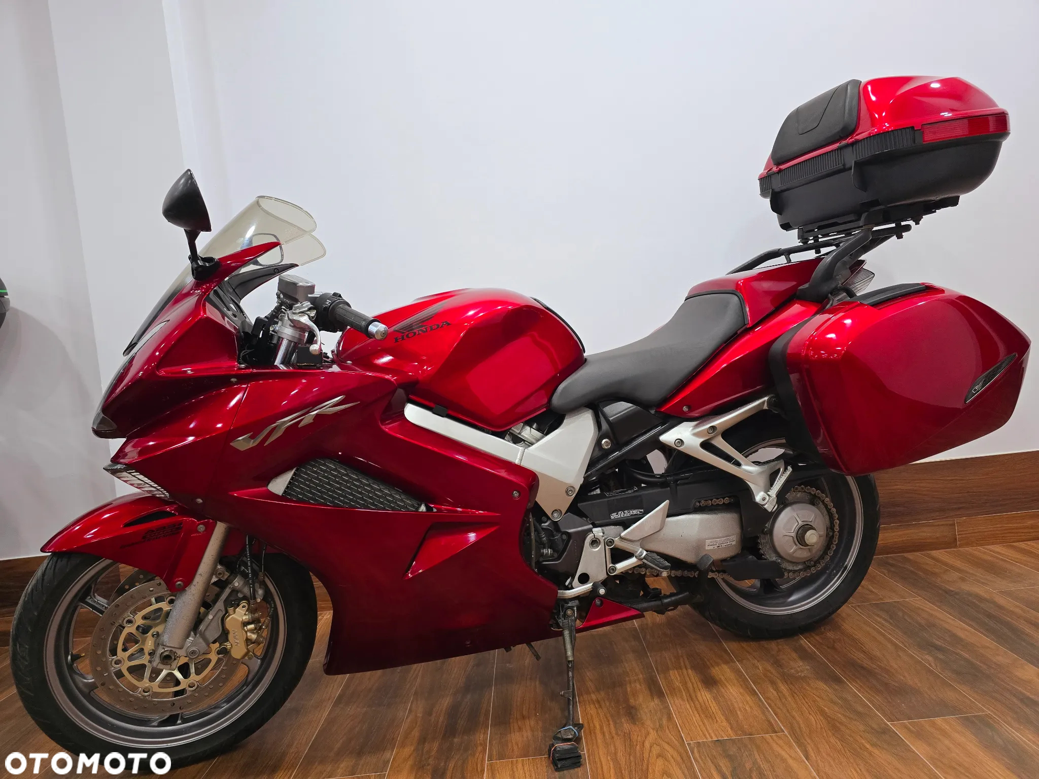 Honda VFR - 2