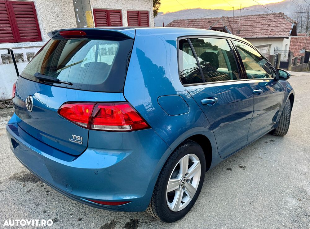Volkswagen Golf 1.2 TSI BMT Comfortline - 38