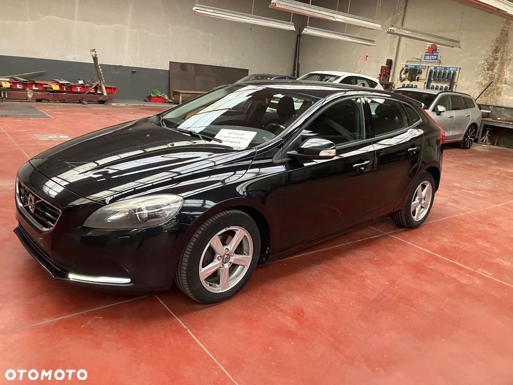 Volvo V40 D2 - 1
