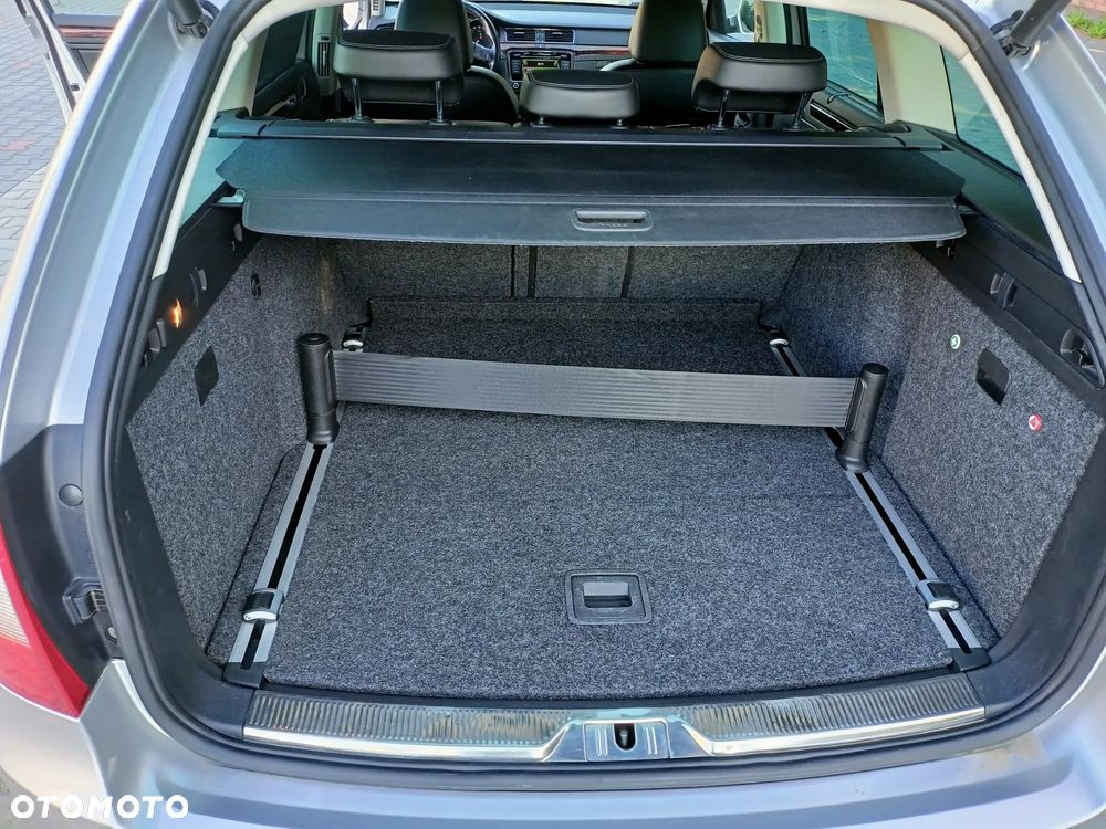 Skoda Superb 3.6 V6 4x4 DSG Elegance - 24