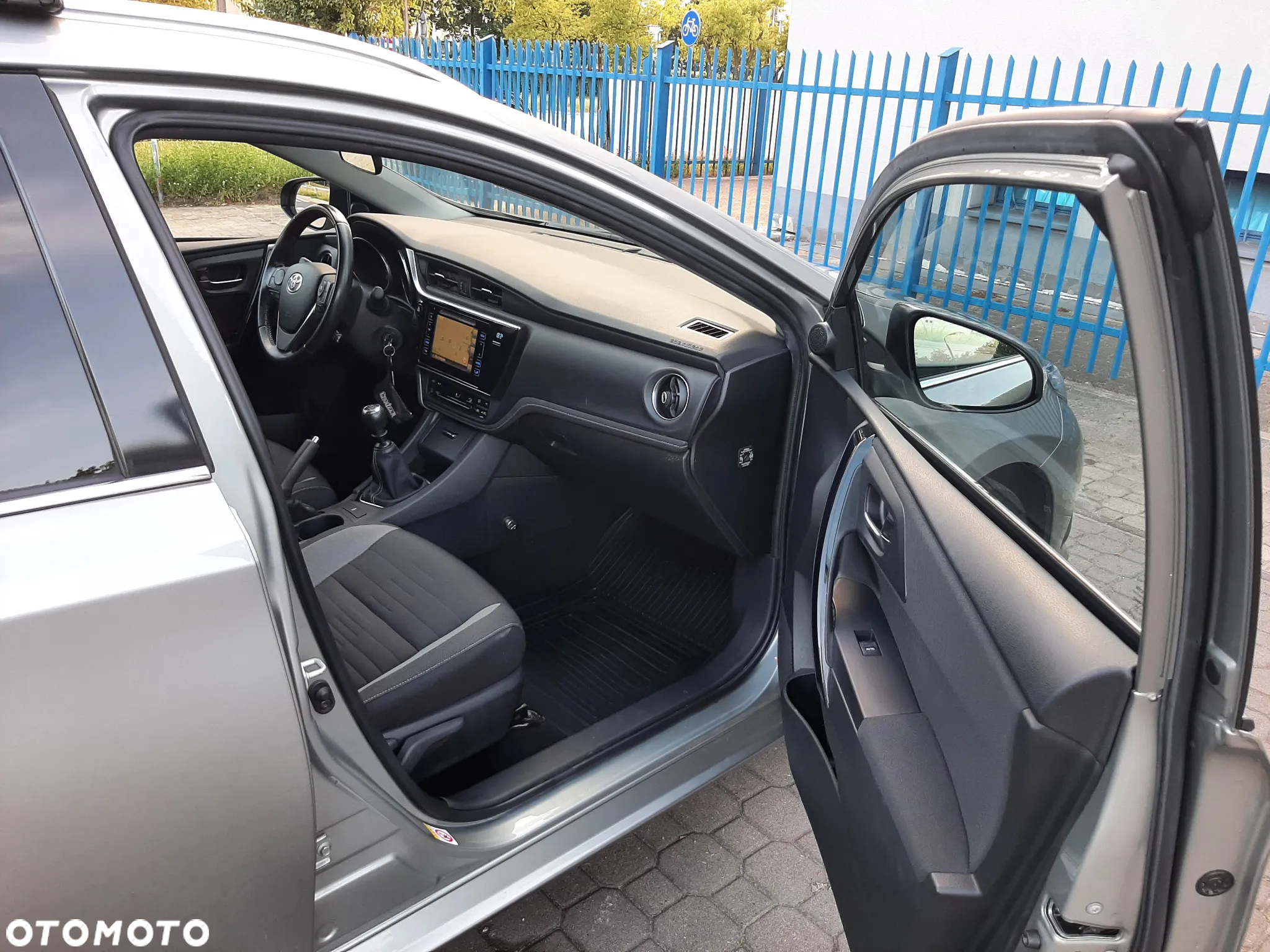 Toyota Auris 1.6 Comfort - 3