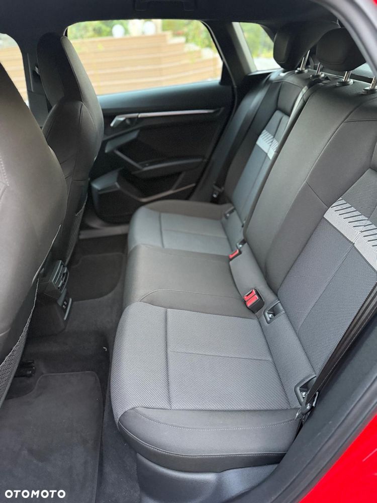 Audi A3 Sportback - 13
