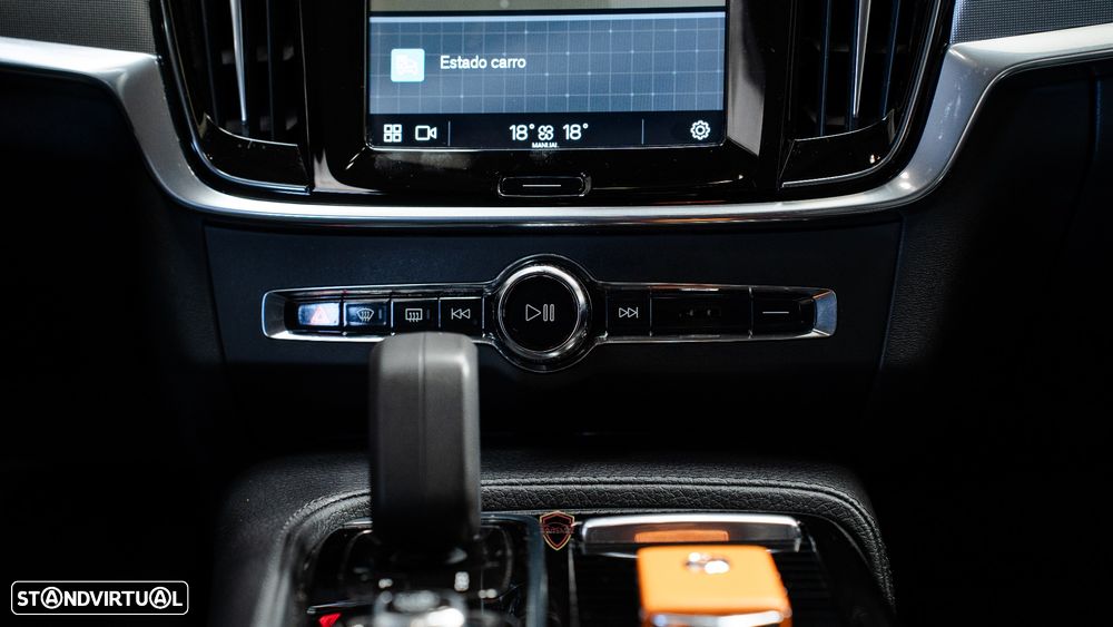 Volvo V90 2.0 T6 PHEV Inscription AWD - 35