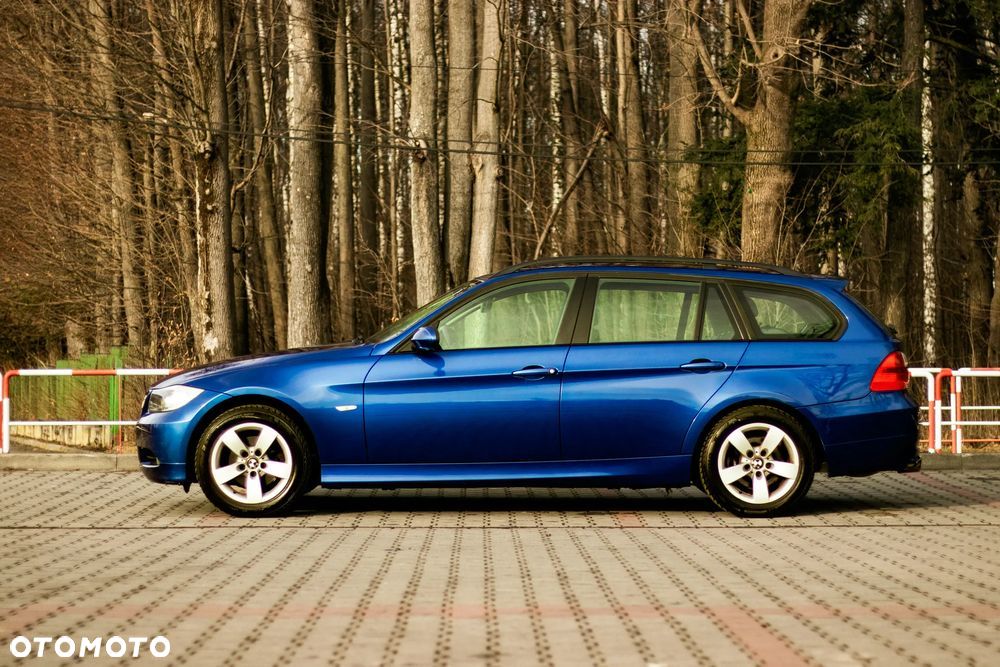 BMW Seria 3 318i - 6