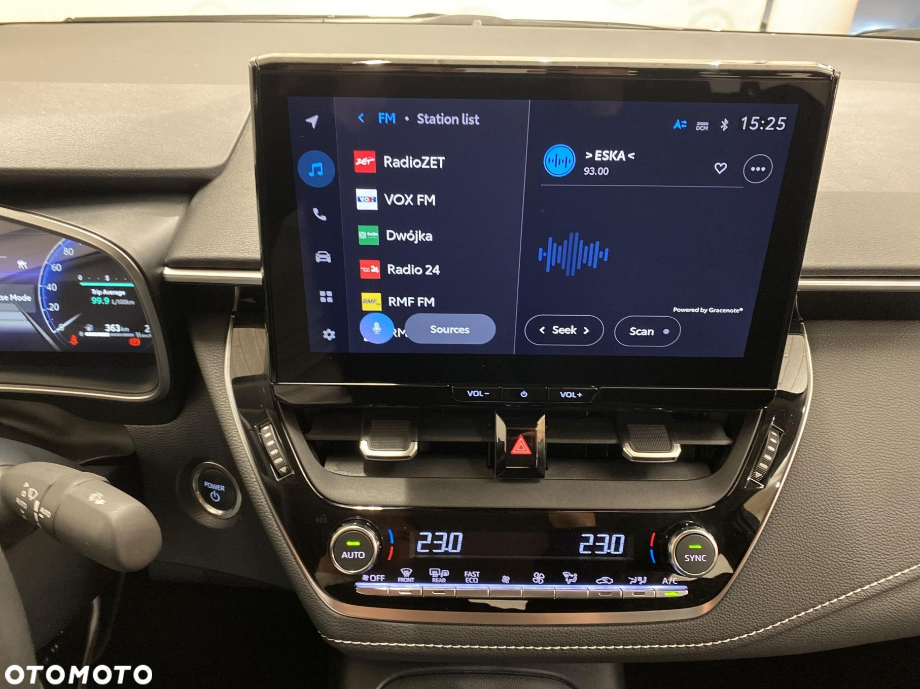 Toyota Corolla 1.8 Hybrid Comfort - 16