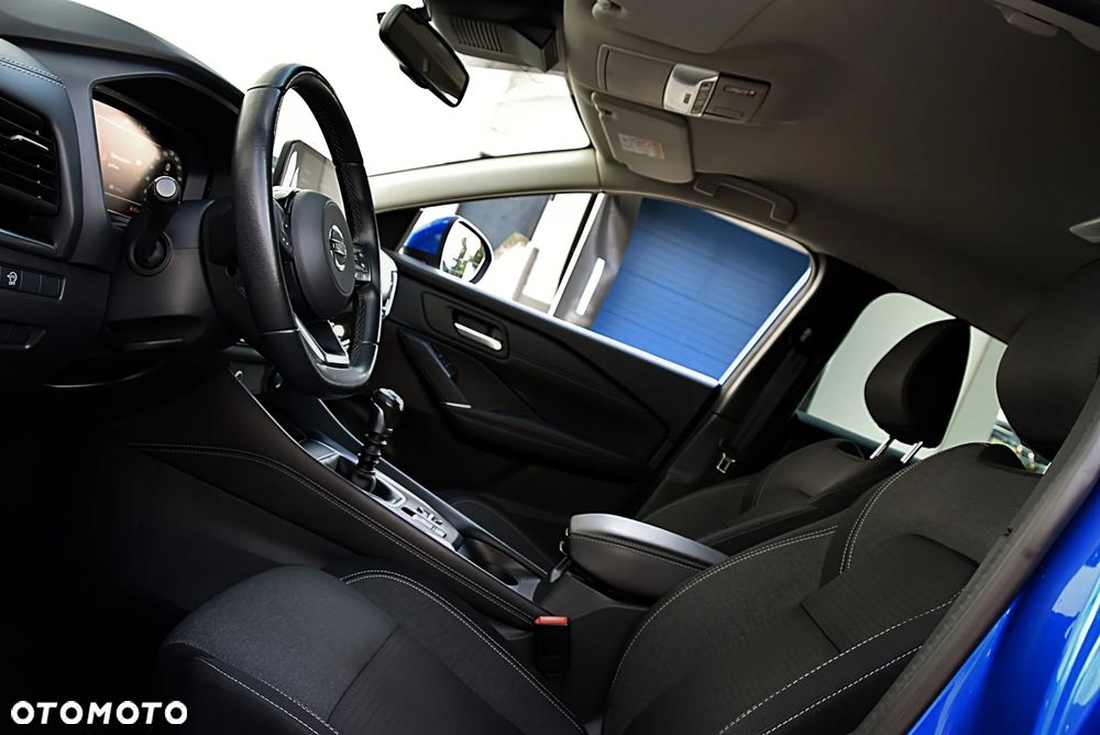 Nissan Qashqai 1.3 DIG-T N-Connecta EU6d - 17