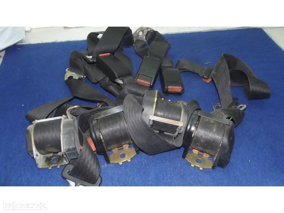 bmw E-30 cintos de segurança - 3