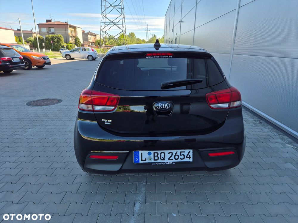 Kia Rio 1.4 XL - 11