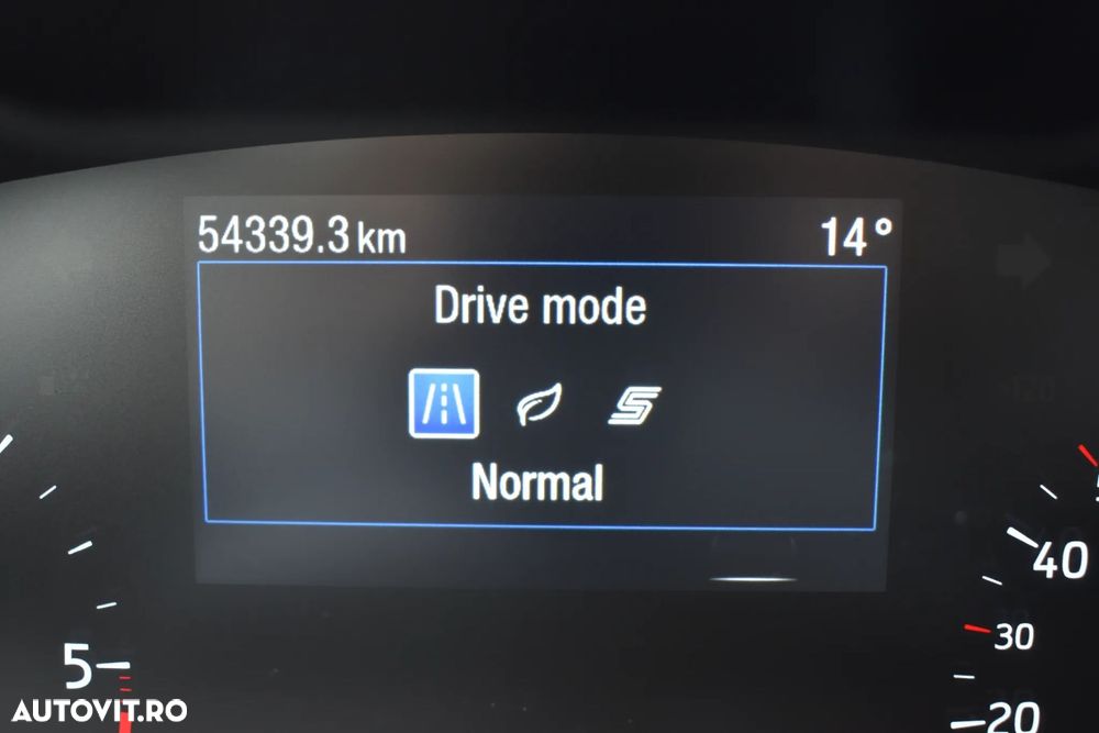 Ford Focus 1.5 EcoBlue Trend Edition - 27