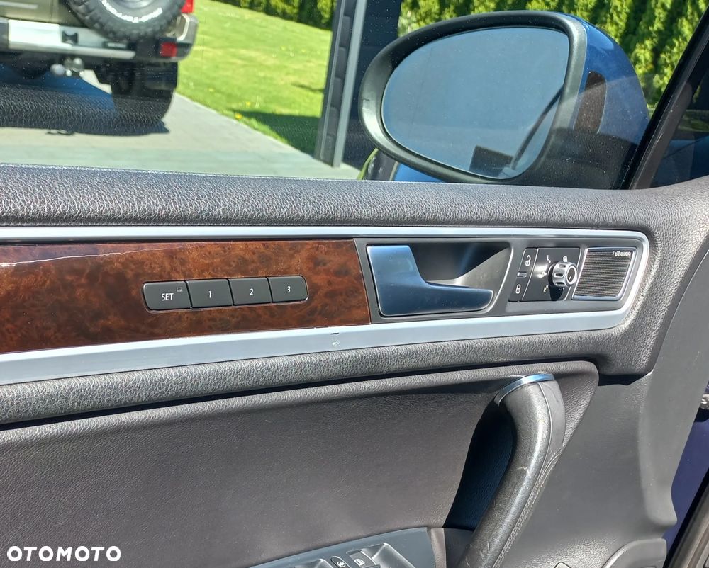 Volkswagen Touareg - 24