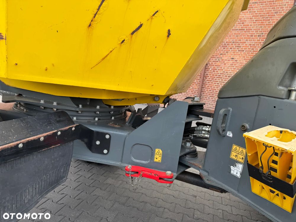 Wacker Neuson DV90 - 12