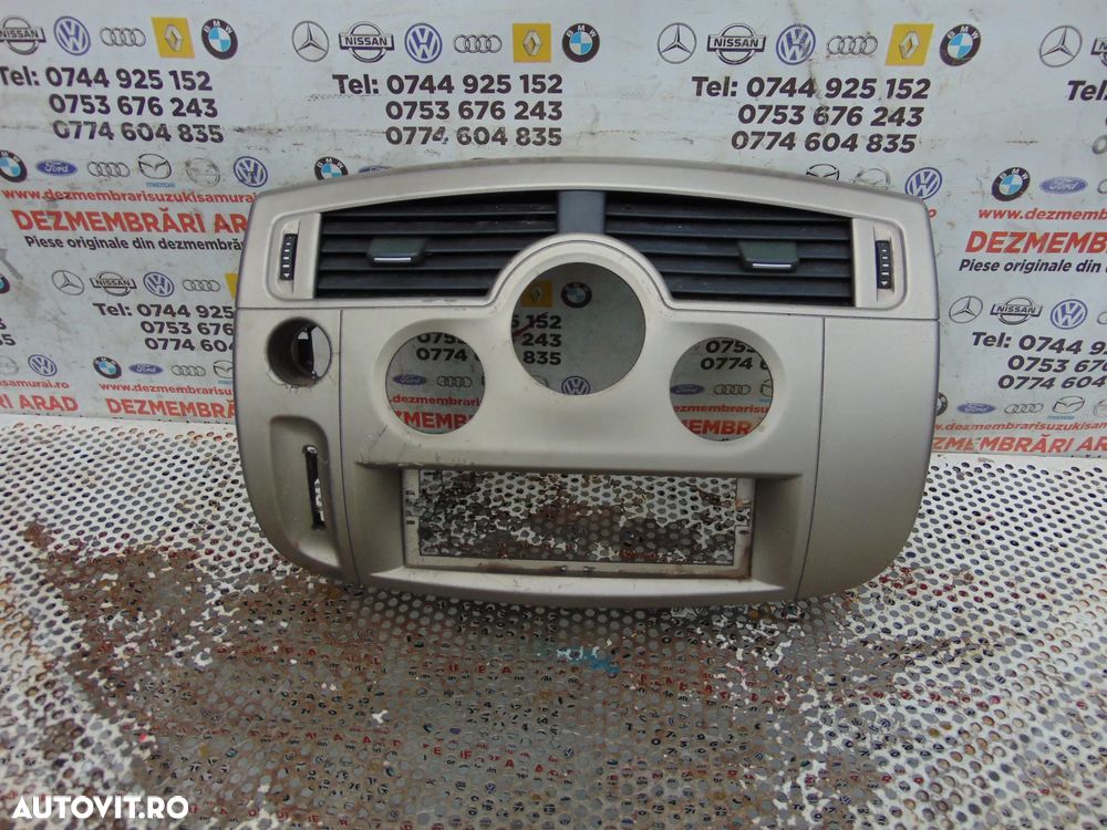 Grile bord Renault Scenic 2 an 2003-2009 grile ventilatie trim bord - 2