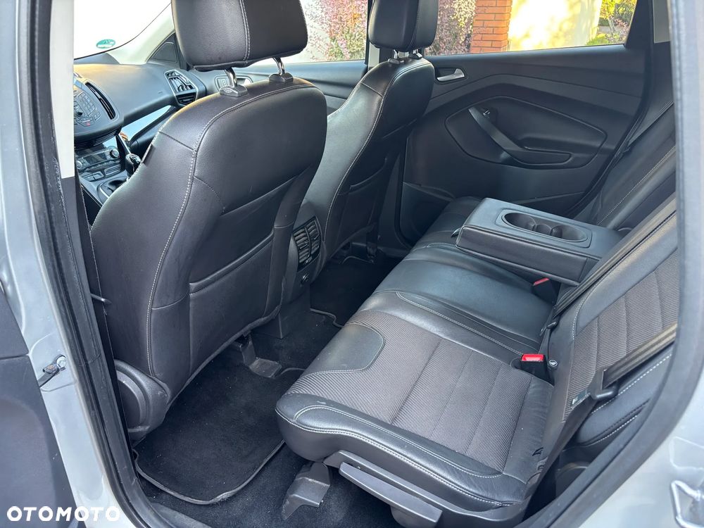 Ford Kuga 2.0 TDCi 4x4 Titanium - 19