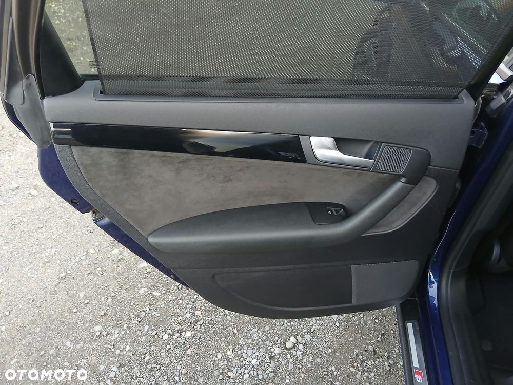 Audi A3 Sportback 2.0 TDI DPF S tronic S line Sportpaket (plus) - 25