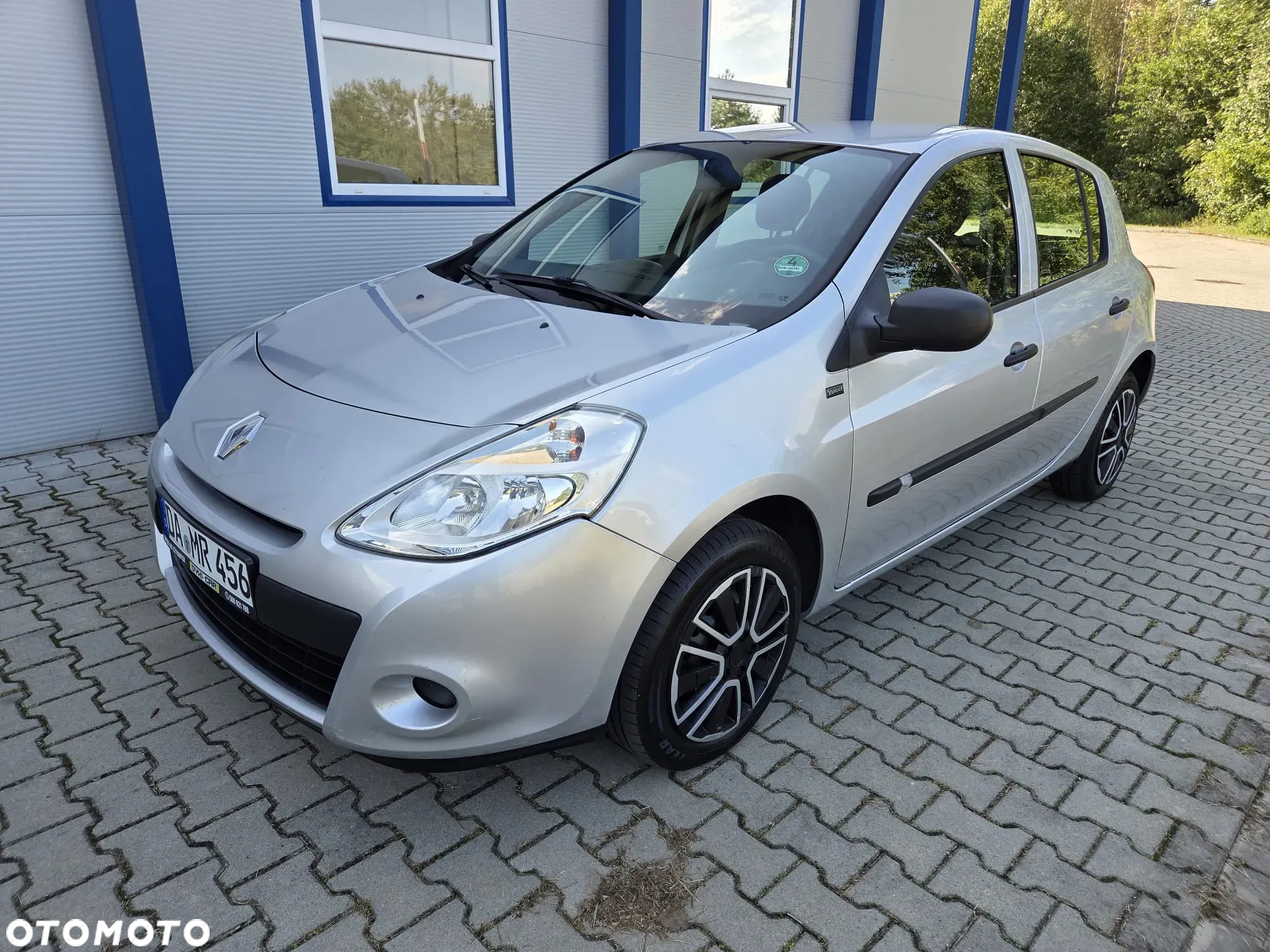 Renault Clio 1.2 16V 75 Yahoo - 6