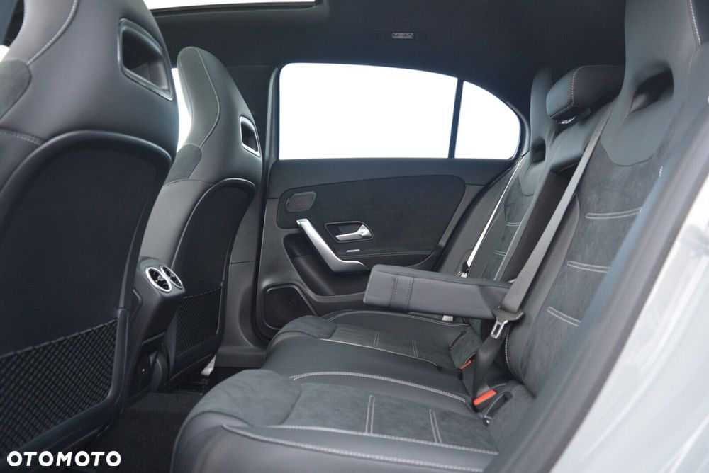 Mercedes-Benz Klasa A 200 AMG Line 7G-DCT - 9