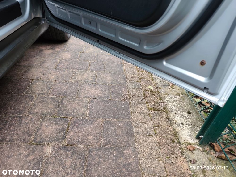 Mercedes-Benz Klasa A 150 Classic Edition 10 - 7