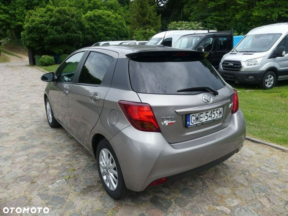Toyota Yaris - 18