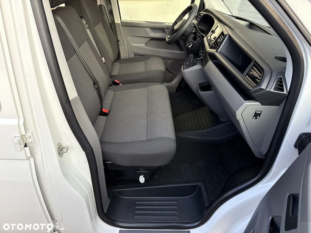 Volkswagen Transporter T6.1 Doka Brygadówka - 21