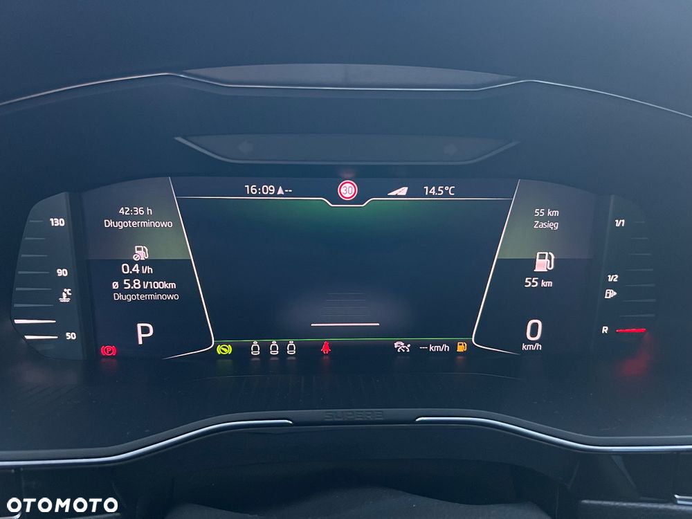 Skoda Superb 2.0 TDI SCR L&K DSG - 19