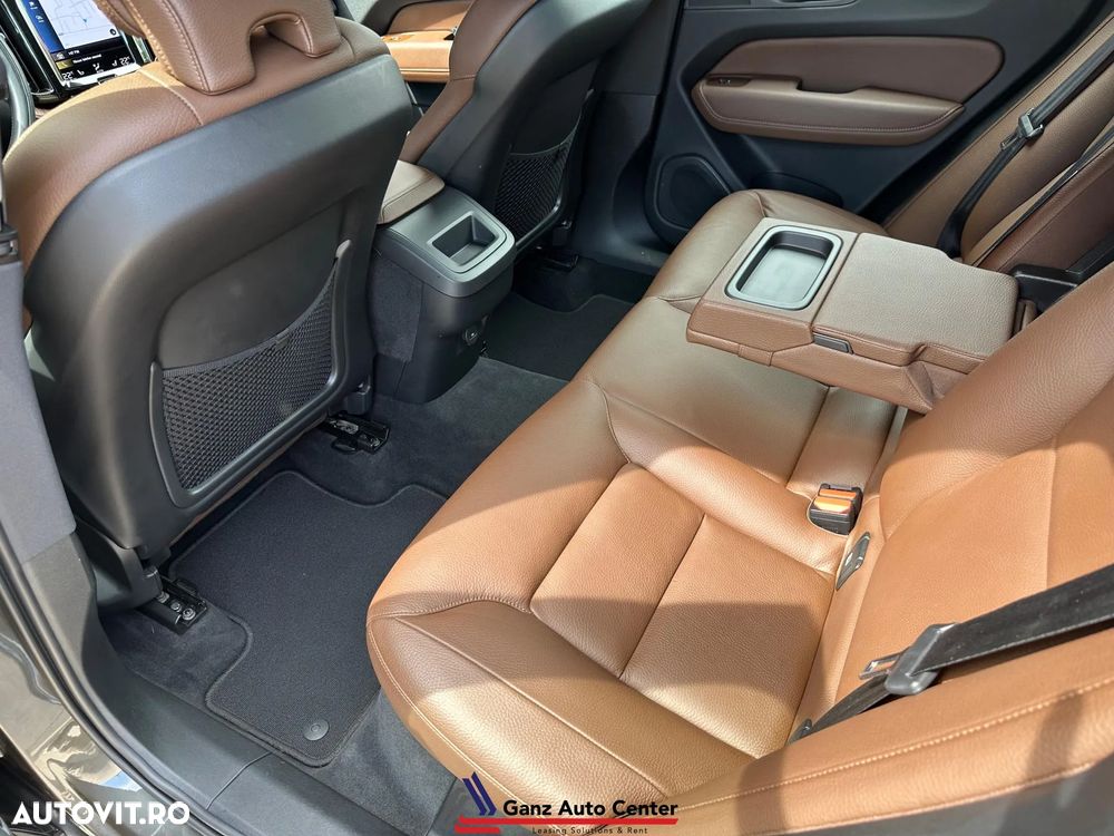 Volvo XC 60 B4 MHEV AWD Inscription - 19