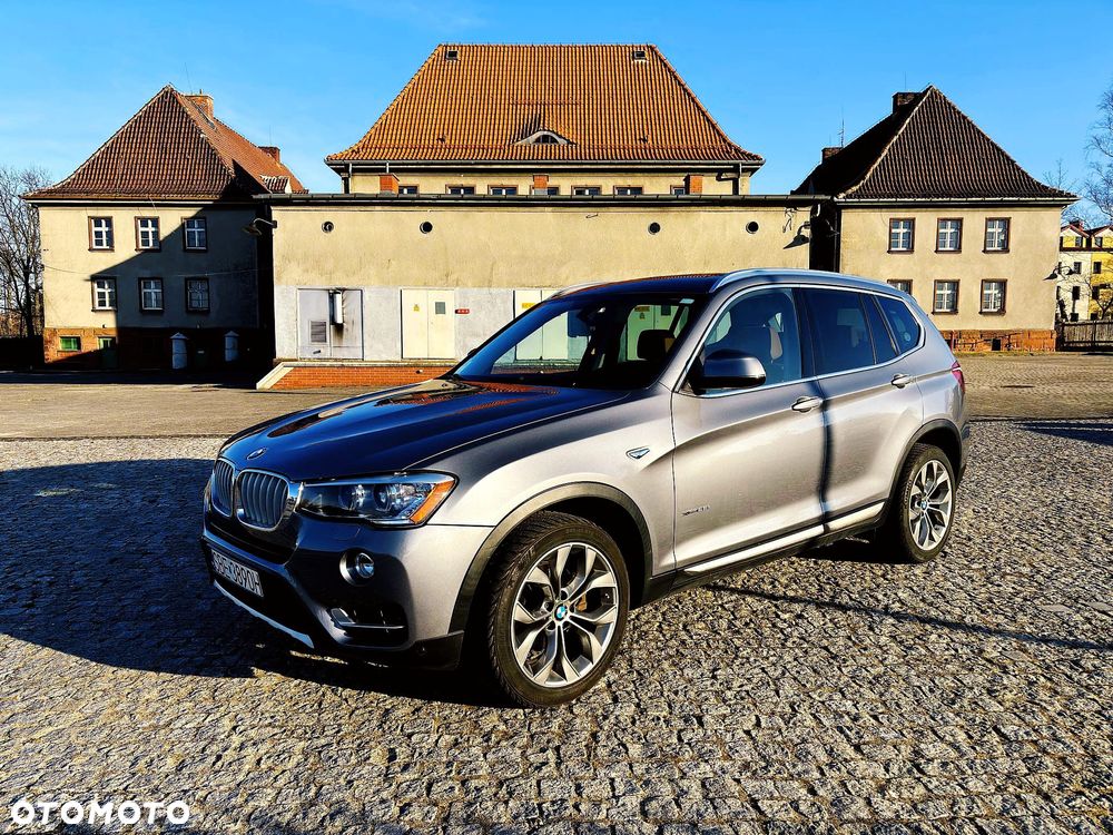 BMW X3 xDrive28i xLine - 4