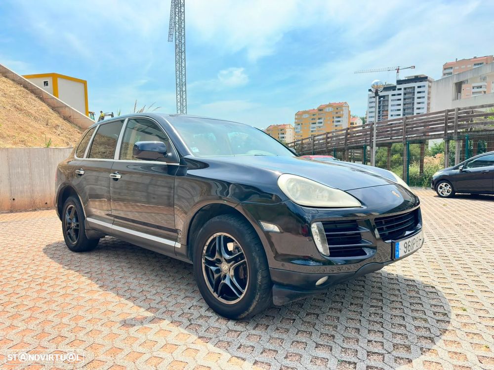 Porsche Cayenne 3.0 V6 - 4