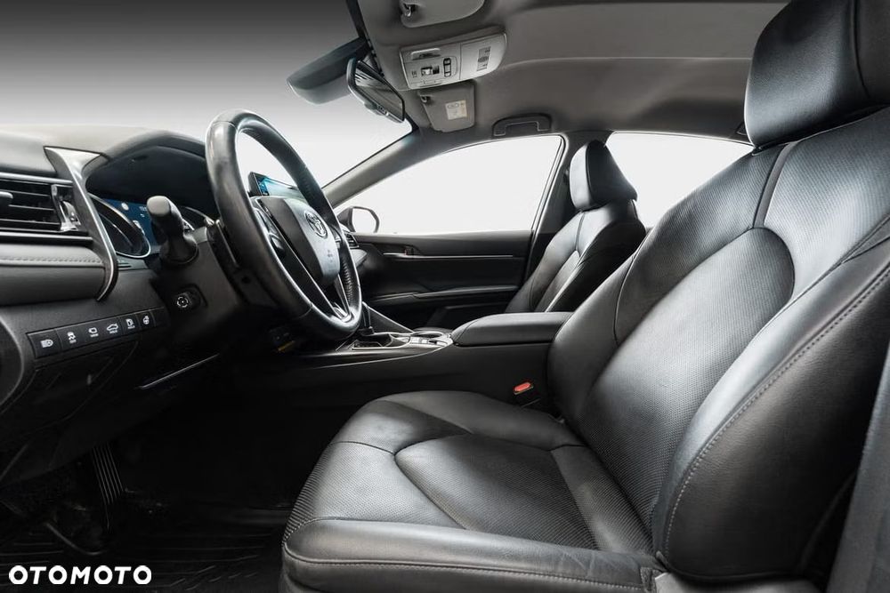 Toyota Camry 2.5 Hybrid Comfort CVT - 13