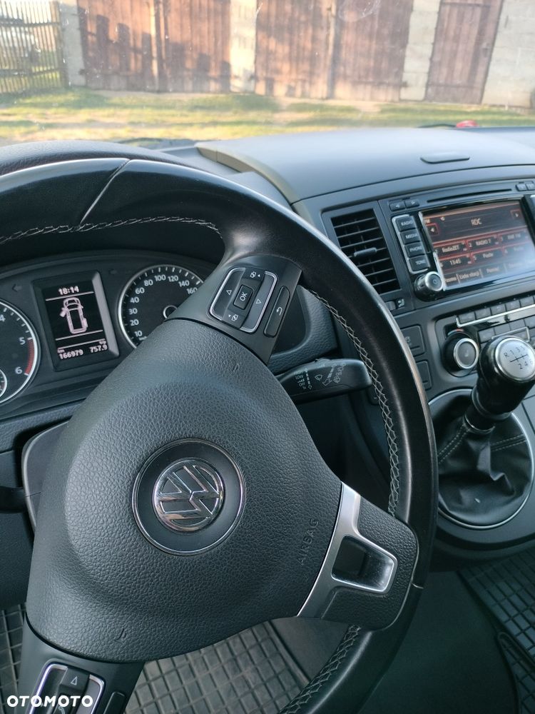 Volkswagen Multivan - 5