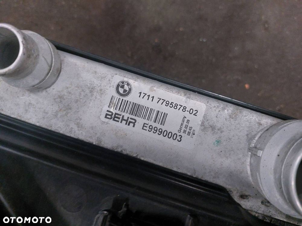 CHŁODNICE KOMPLET + WENTYLATOR BMW E61 520D 2.0 D 77260104 7805603 - 3