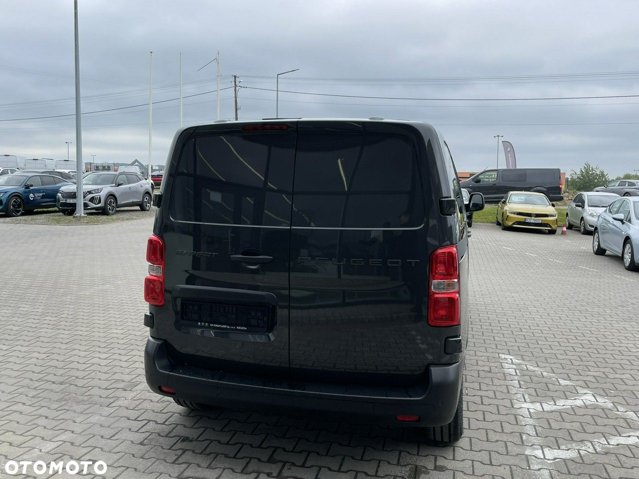 Peugeot Expert - 8