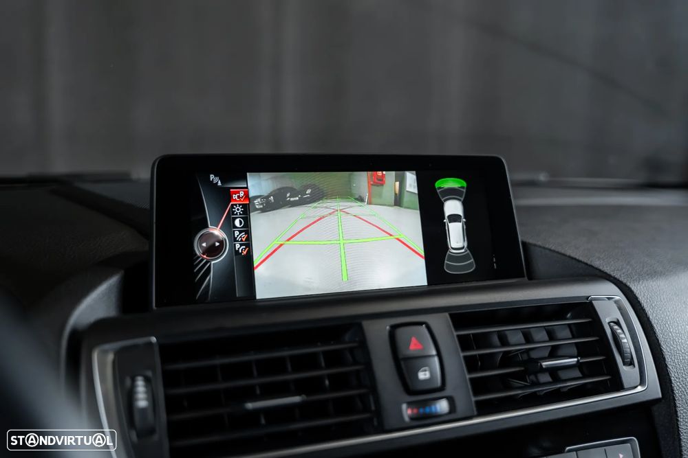 BMW M135i xDrive - 15