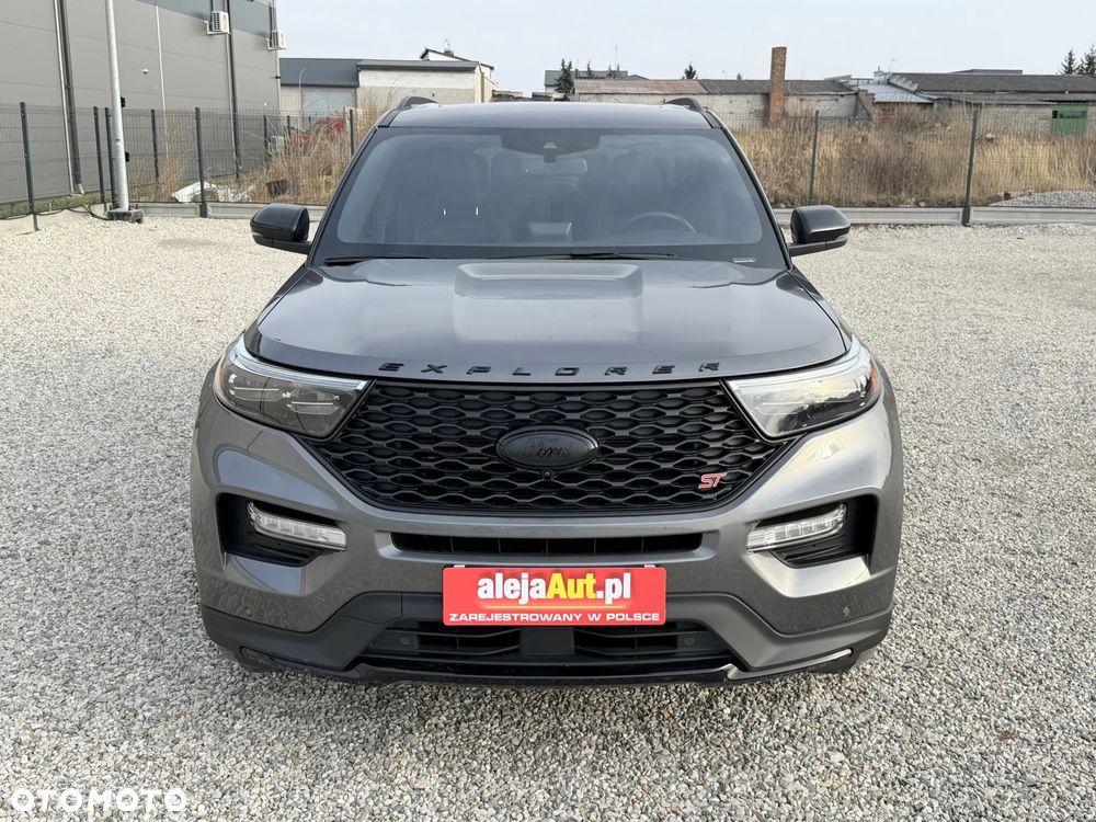 Ford Explorer - 13