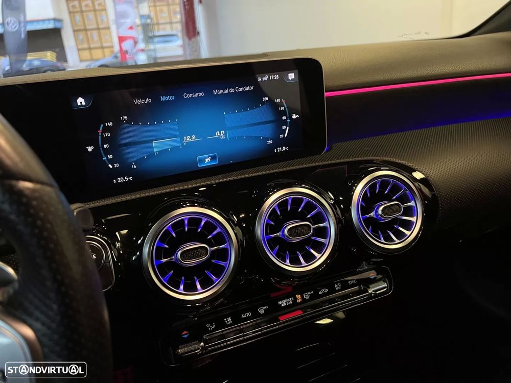 Mercedes-Benz A 180 d 7G-DCT AMG Line - 32