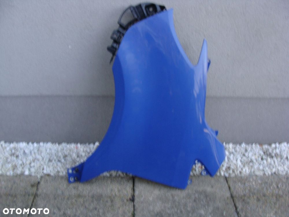 błotnik lewy mercedes sprinter w910 w907 2020r - 1