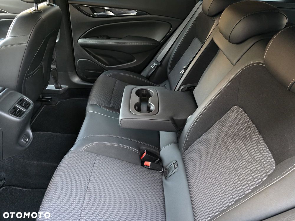 Opel Insignia 2.0 CDTI Business Elegance S&S - 18