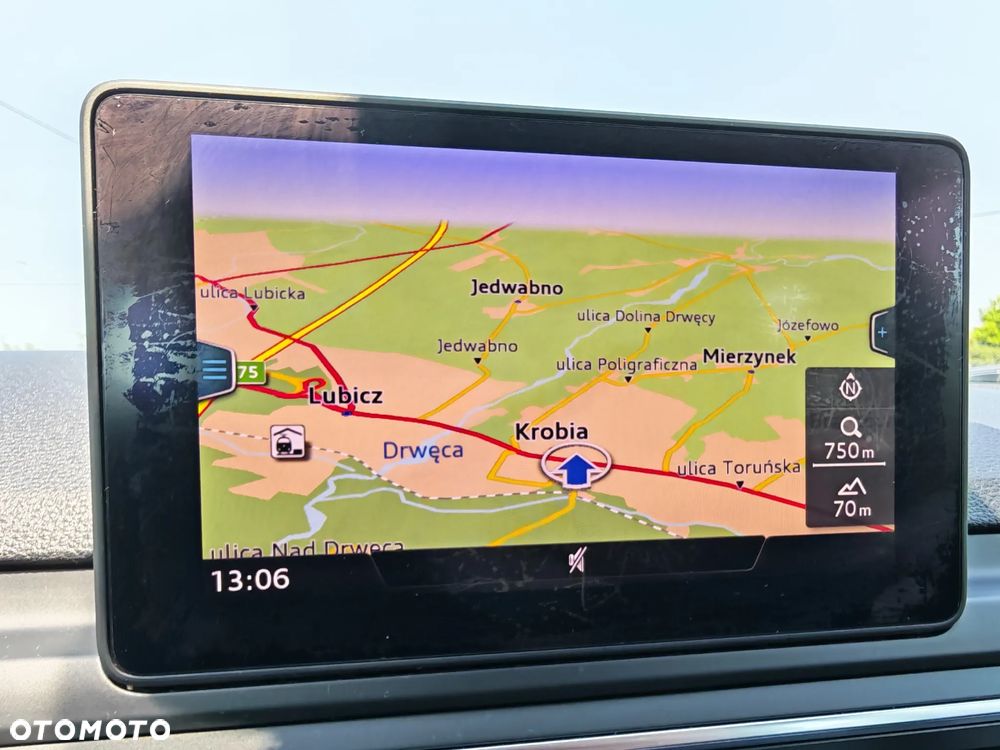 Audi A4 Avant 2.0 TDI - 19