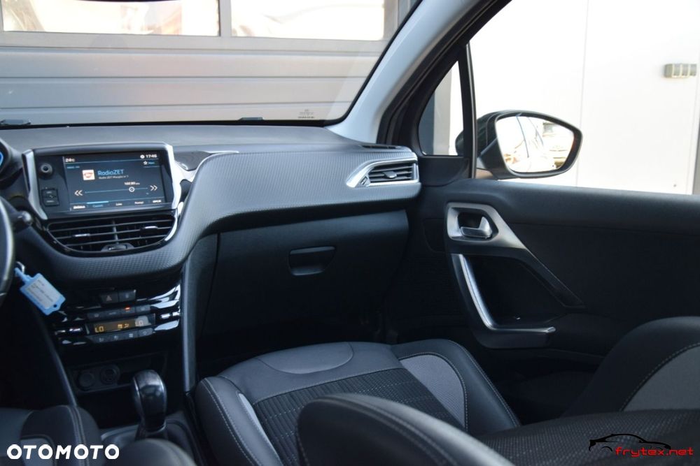 Peugeot 2008 - 24