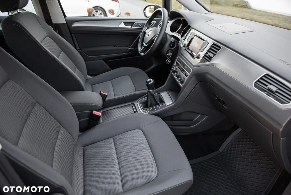 Volkswagen Golf Sportsvan - 29