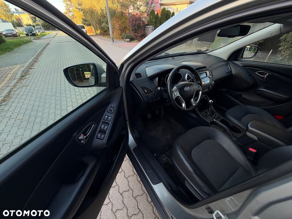 Hyundai ix35 2.0 CRDi 4WD Premium - 12