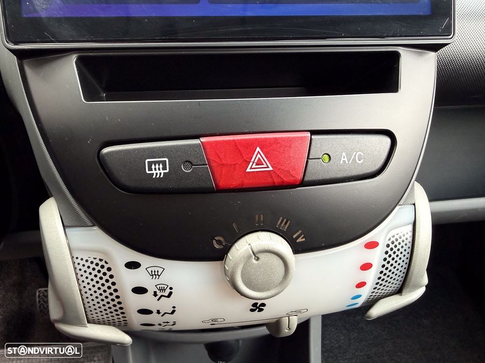 Peugeot 107 1.0 Active - 19