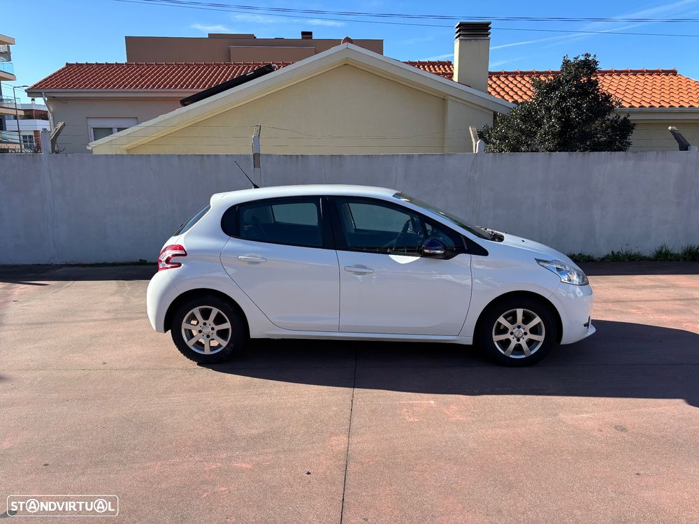 Peugeot 208 PureTech 68 Like - 1