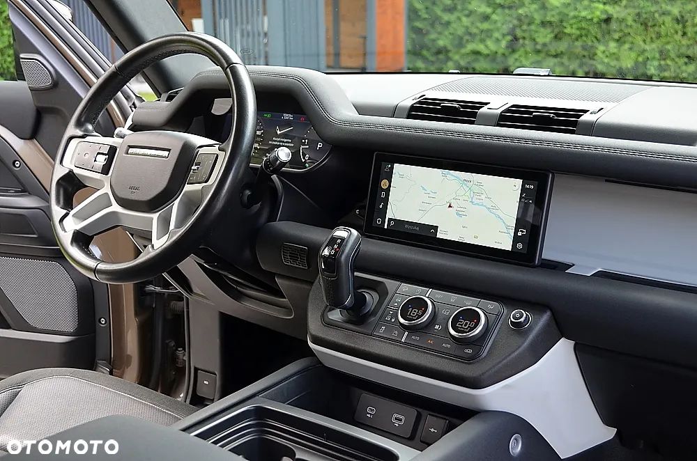 Land Rover Defender 2.0 D240 S - 19