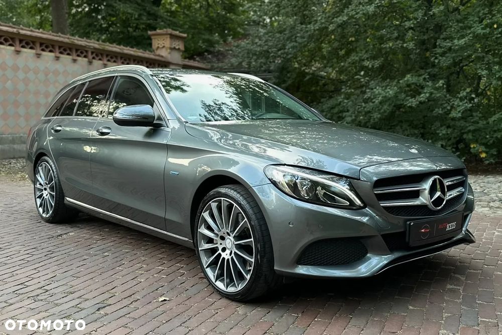 Mercedes-Benz Klasa C 350 e T 7G-TRONIC Avantgarde - 30
