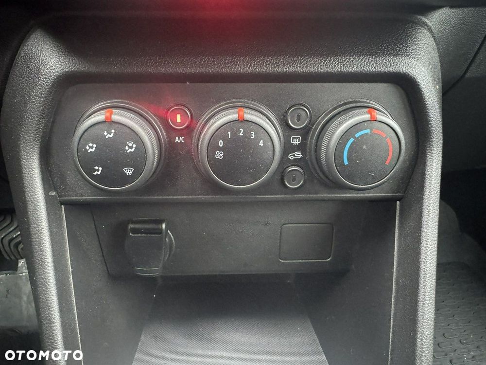 Dacia Sandero SCe 65 Comfort - 24