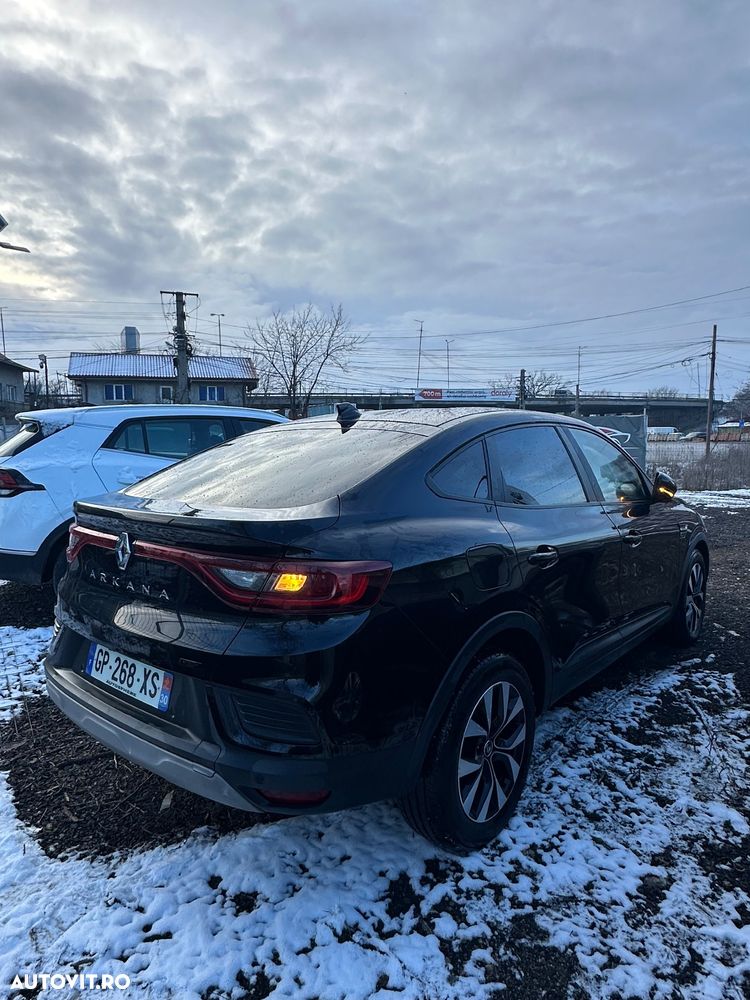 Renault Arkana E-TECH 145 Evolution - 12