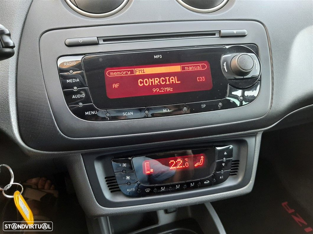 SEAT Ibiza ST 1.6 TDI Reference DPF - 21