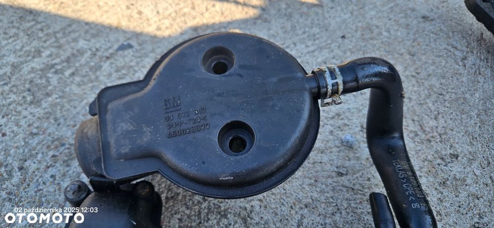 Osłona silnika pokrywa zaworów Opel Corsa C 1,0 12V 24403771 - 3