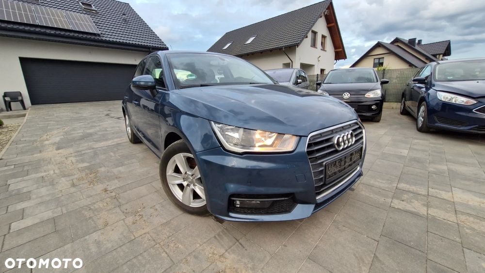 Audi A1 Sportback 1.4 TFSI design - 1