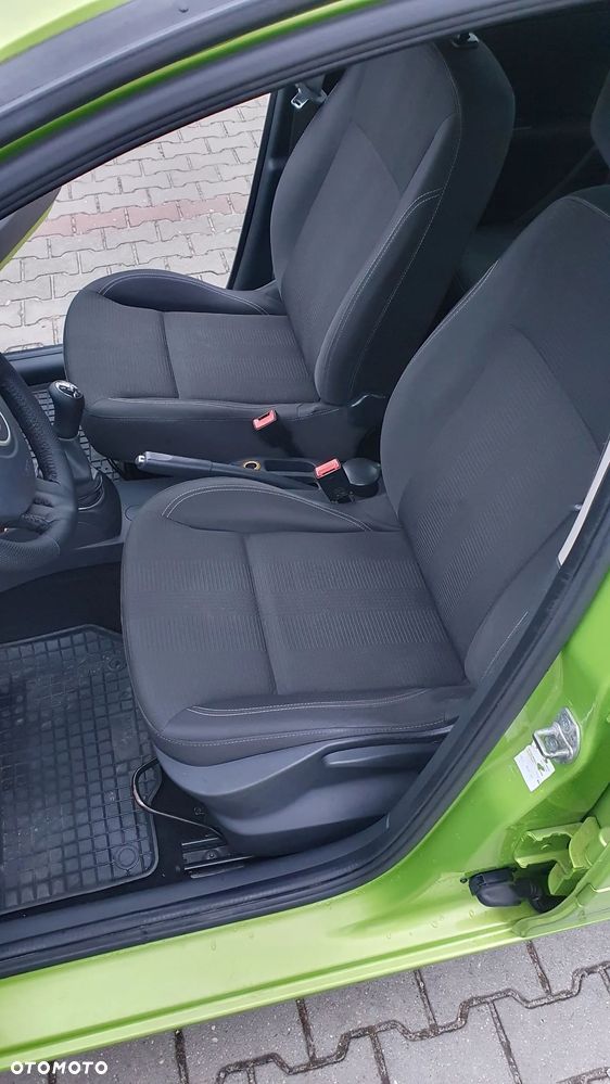 Renault Clio 1.2 16V Dynamique - 12